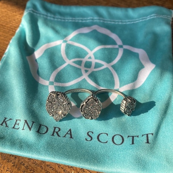 Kendra Scott Naomi double ring in gunmetal druzy - Picture 3 of 4